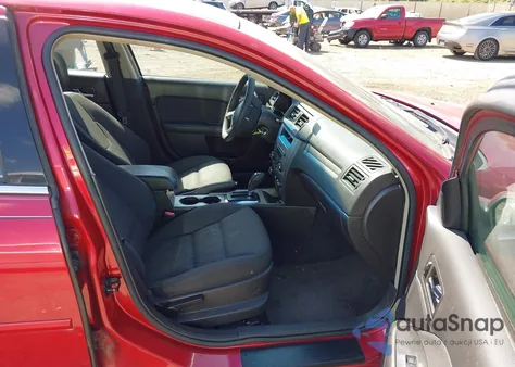 2010 Ford Fusion Se z USA, uszkodzony, nr VIN 3FAHP0HA7AR293320